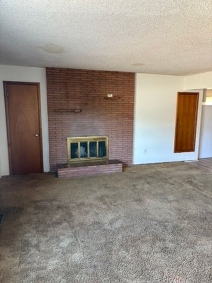 Spokane House: 7514 E Sinto Ave