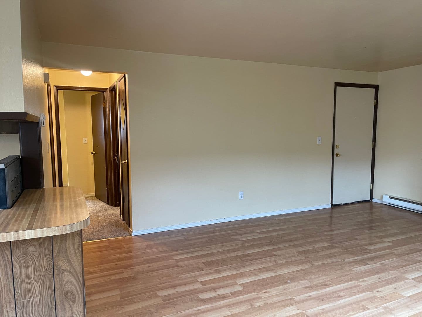 Spokane Apartment: 3001-3007 N Lee St.
