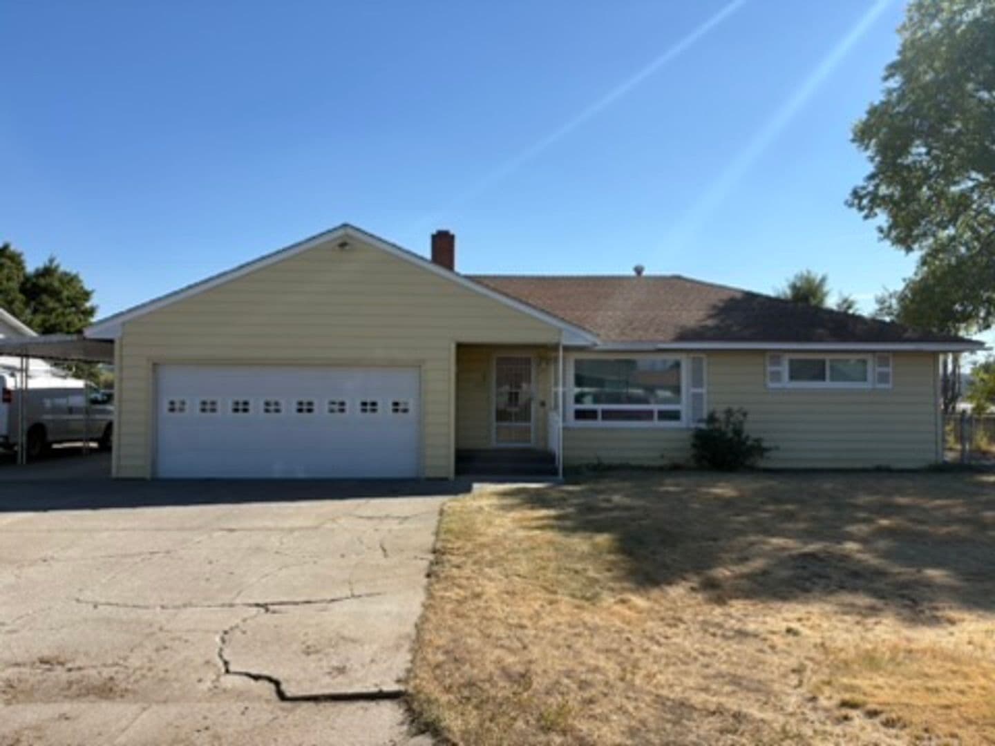Spokane House: 7514 E Sinto Ave
