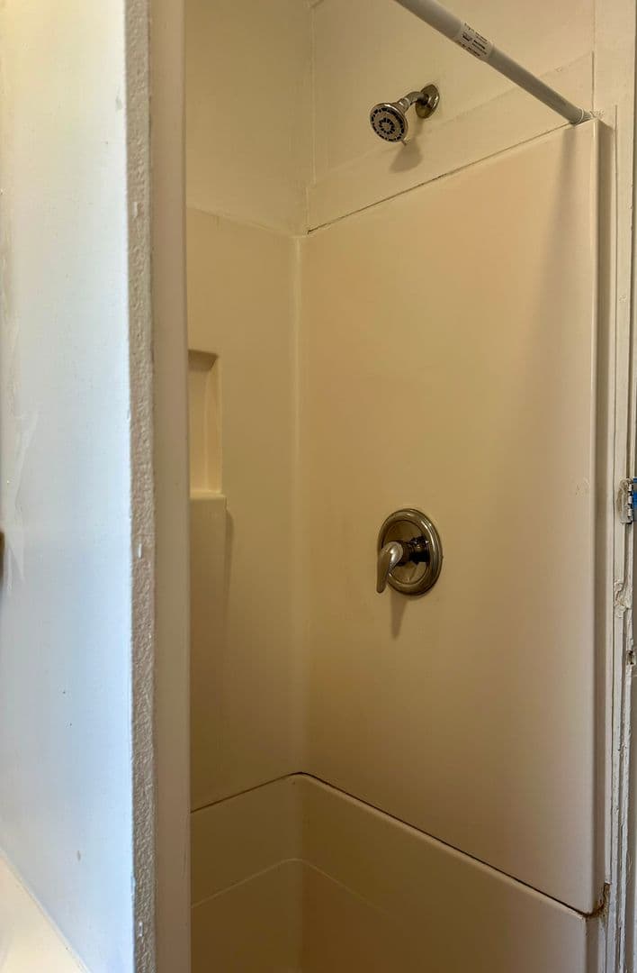 Spokane Apartment: 11302-11308 E. Portland Ave