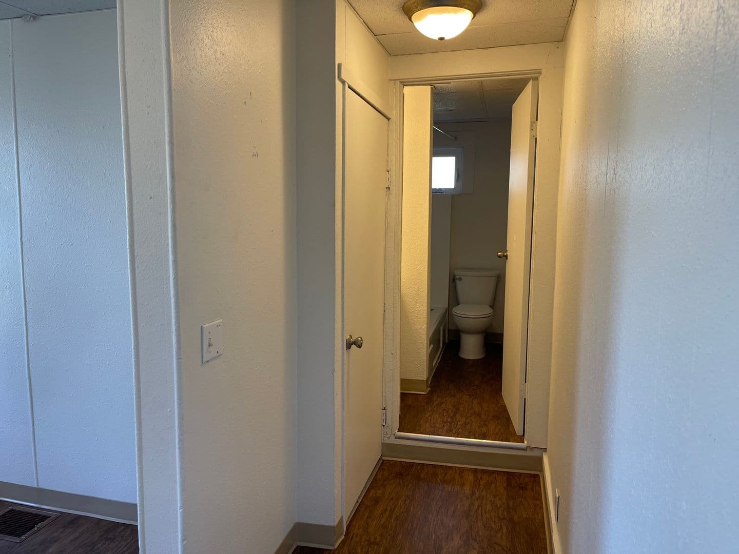 Spokane Apartment: 4812 N Lacey
