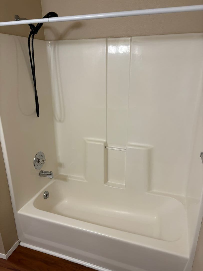 Spokane Apartment: 1014-1016 E Crown Ave