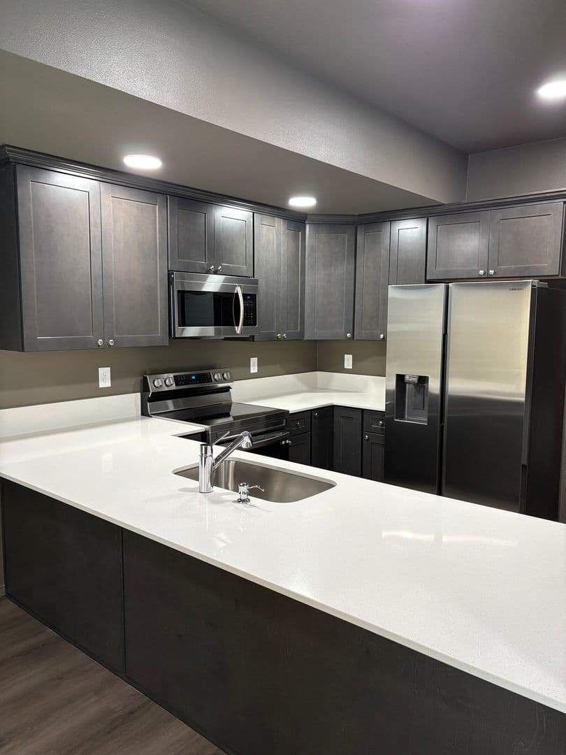 Veradale House: 14312 E 13th Ave