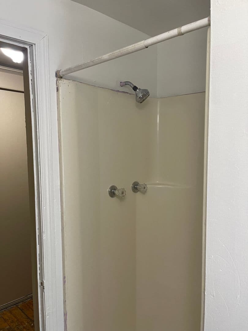Spokane Apartment: 5028 N Nelson St