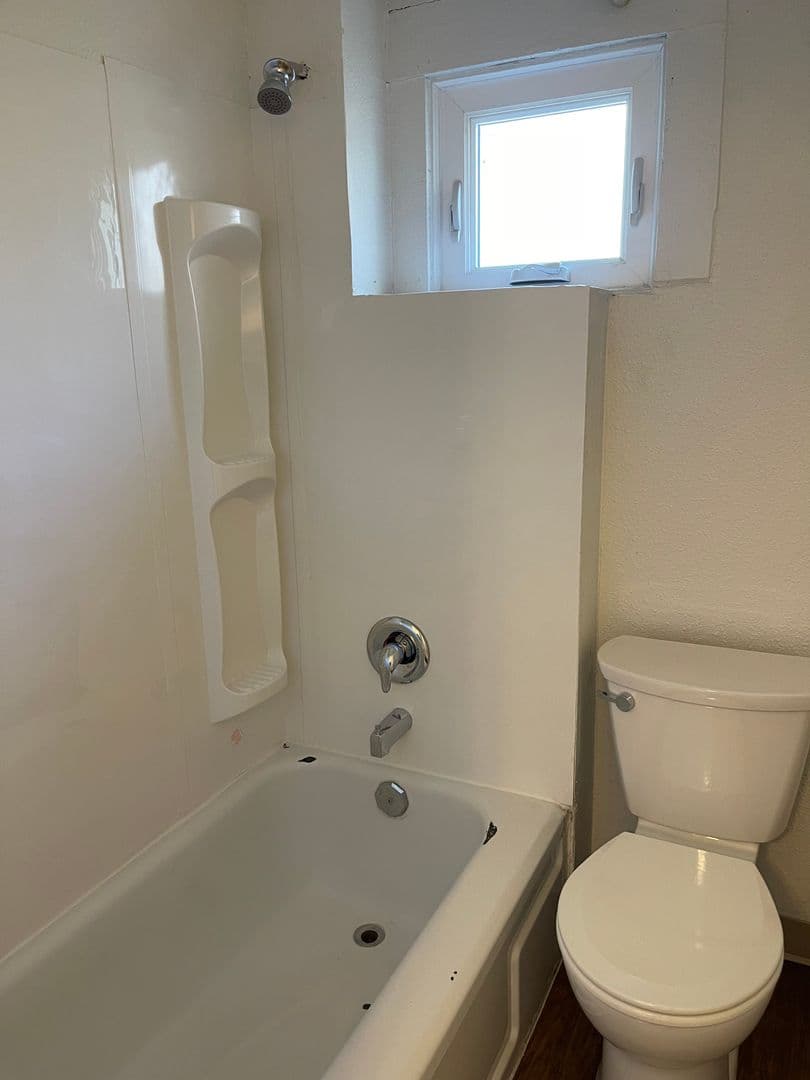 Spokane Apartment: 4812 N Lacey