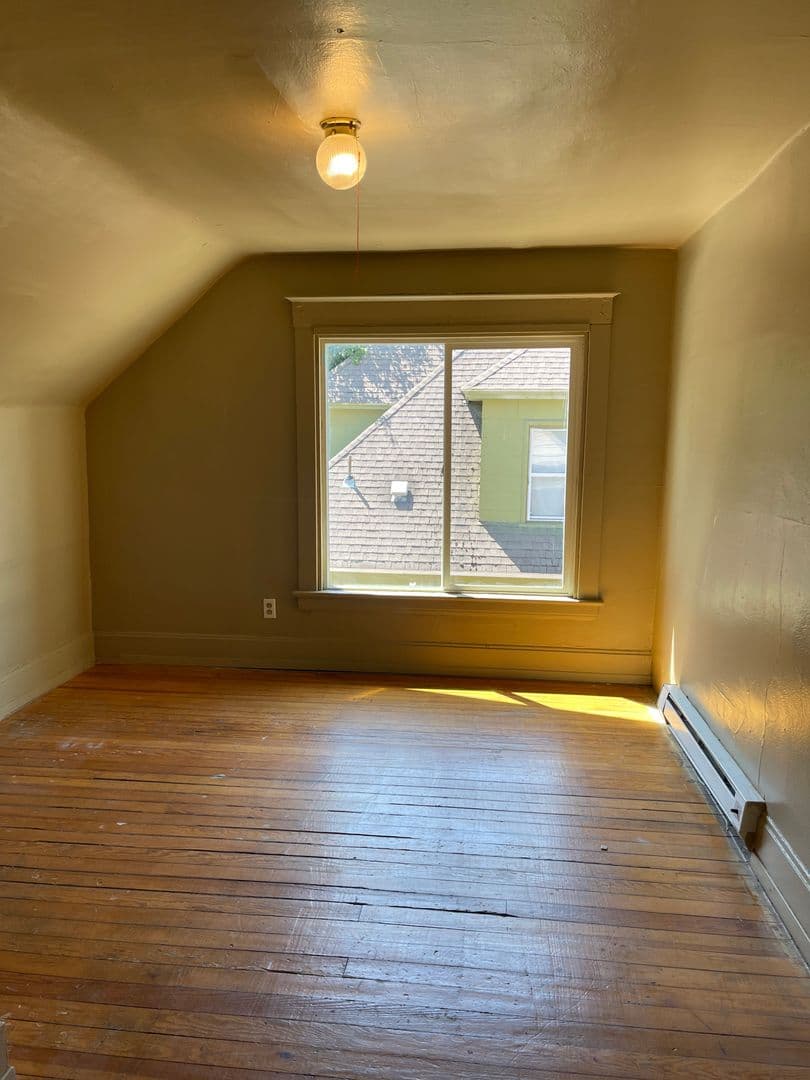 Spokane Apartment: 5028 N Nelson St