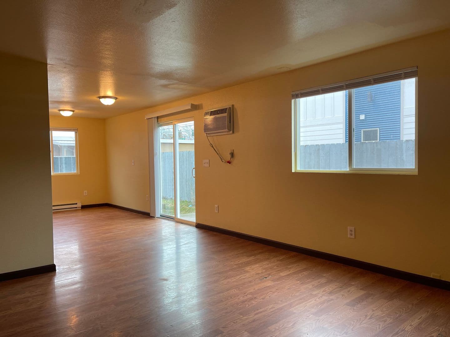 Spokane Apartment: 3001-3007 N Lee St.