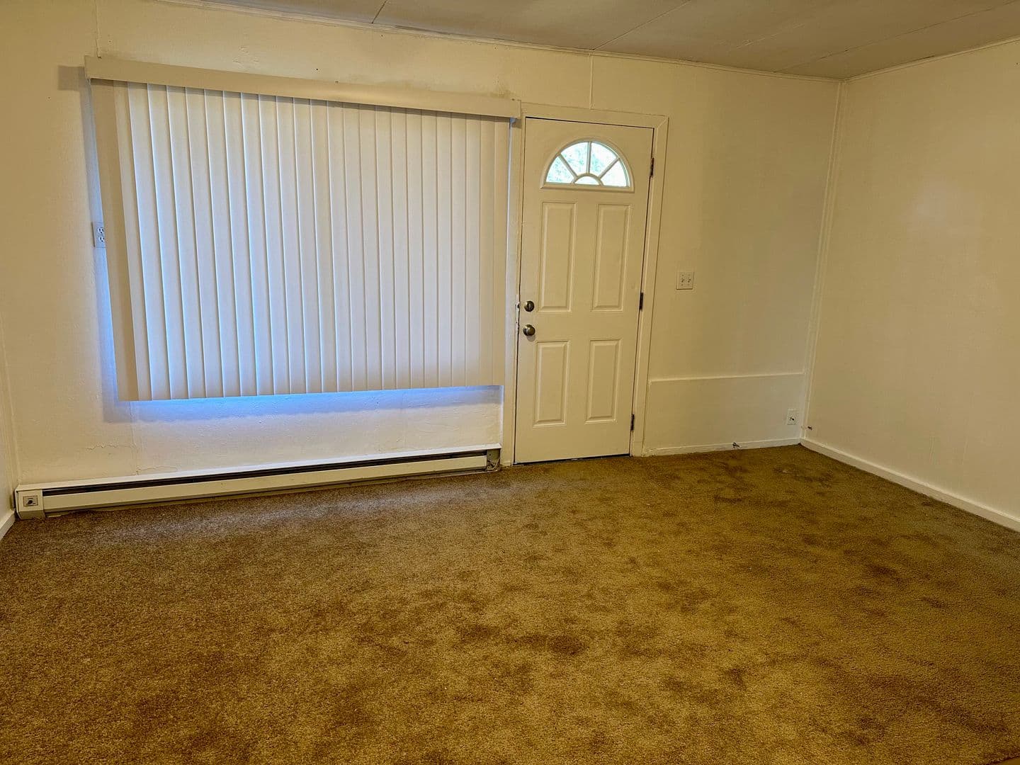 Spokane Apartment: 11302-11308 E. Portland Ave