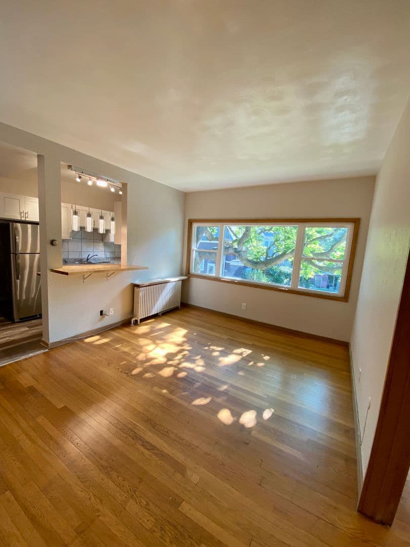 St Paul Apartment: 2176 Dayton Ave
