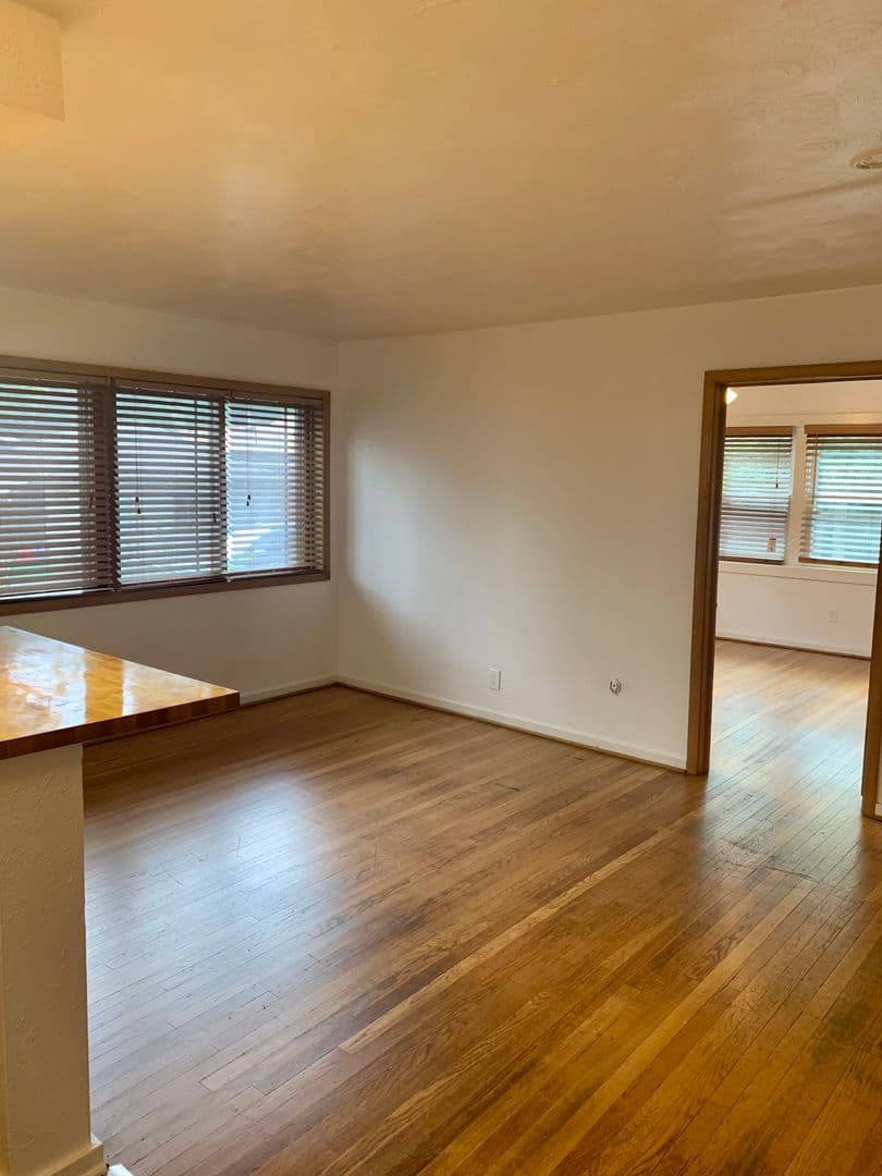 St Paul Apartment: 2176 Dayton Ave