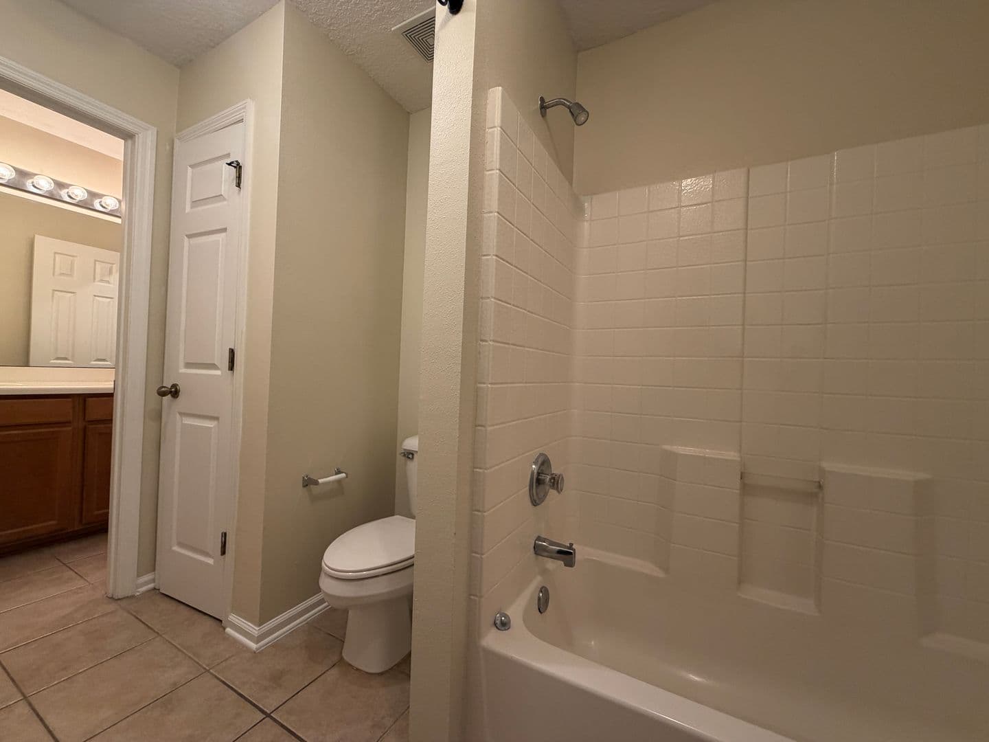 ST AUGUSTINE House: 3125 EAST BANISTER RD.