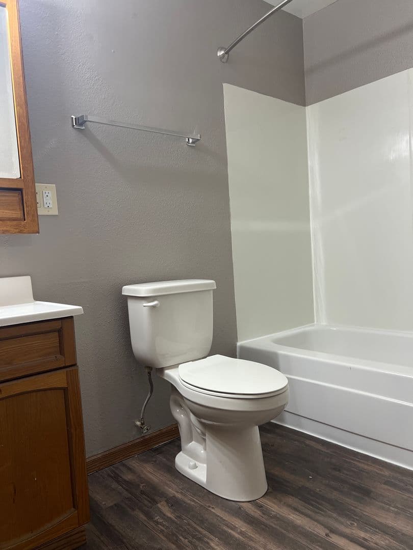 West Fargo Apartment: 601 6th St E