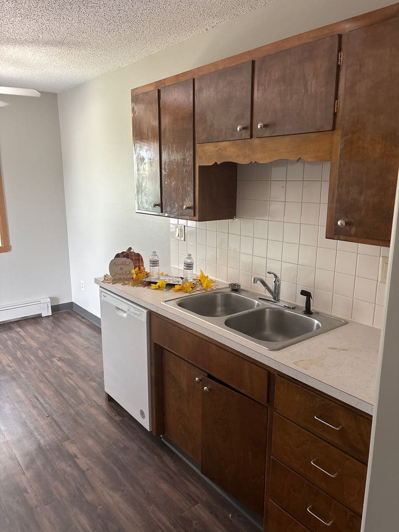 West Fargo Apartment: 601 6th St E