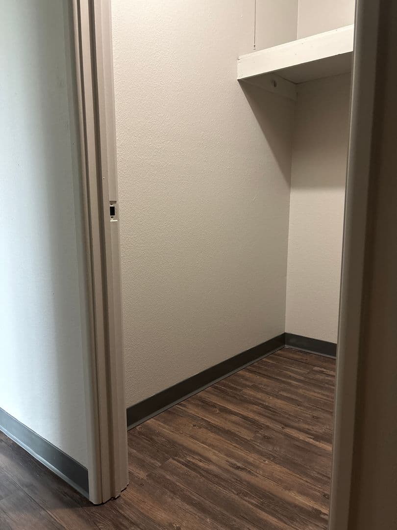West Fargo Apartment: 601 6th St E