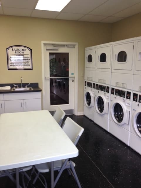 Pittsburg Apartment: 2609 Springdale