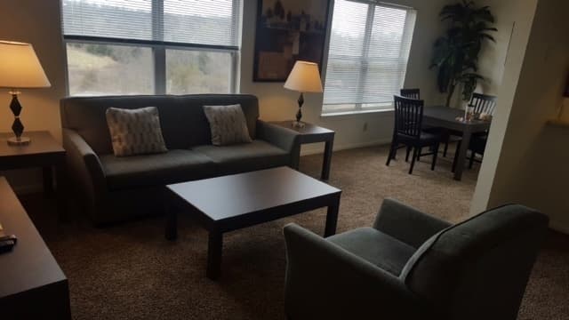 Pittsburg Apartment: 2609 Springdale