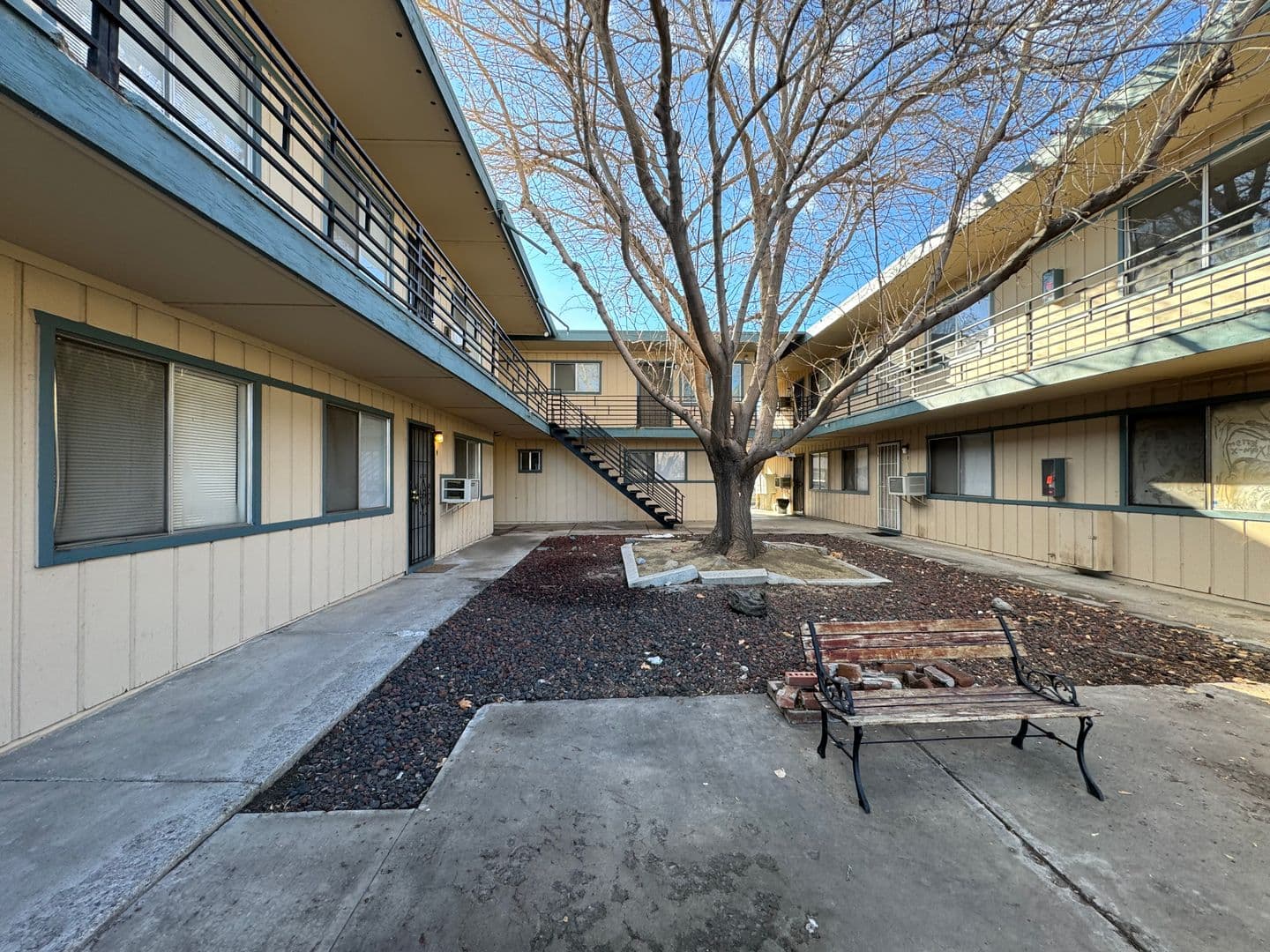Sparks Apartment: 930 I Street