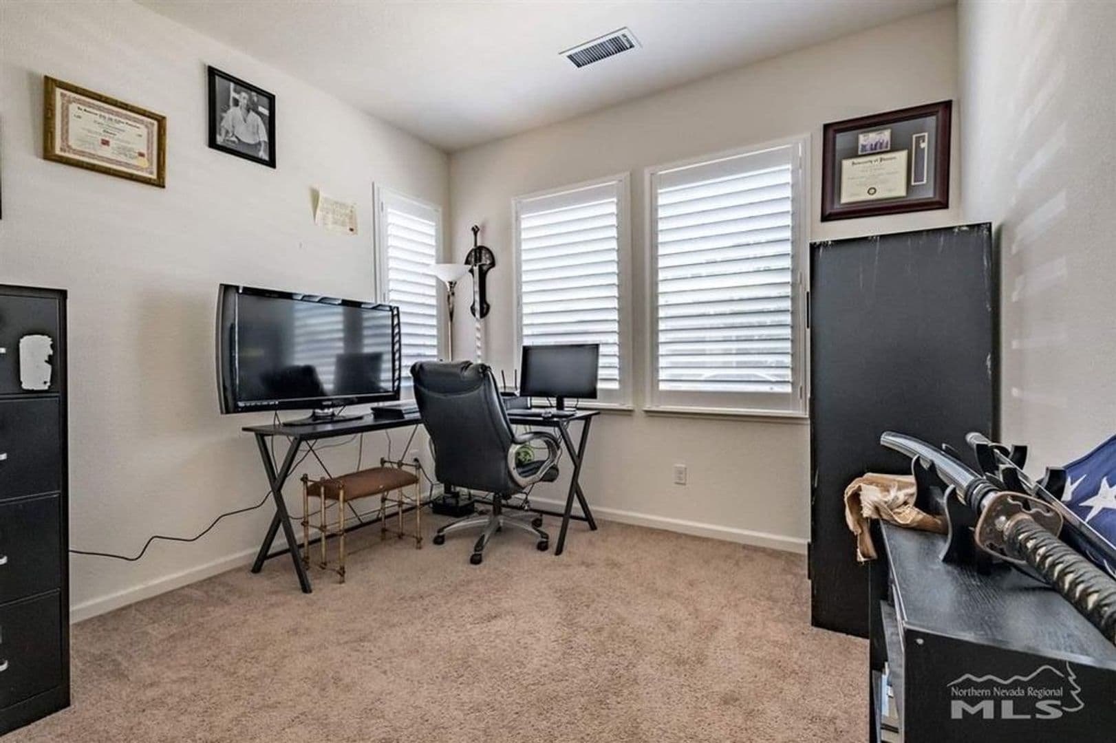 Reno House: 1975 Hope Valley Dr