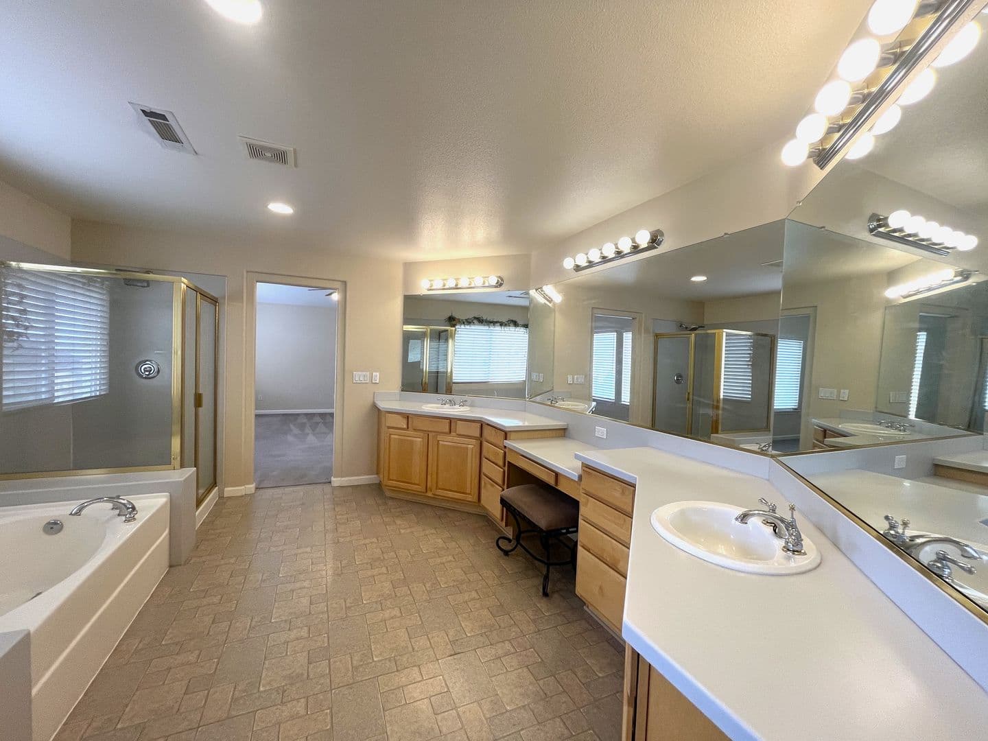 Reno House: 2960 Deer Run Drive