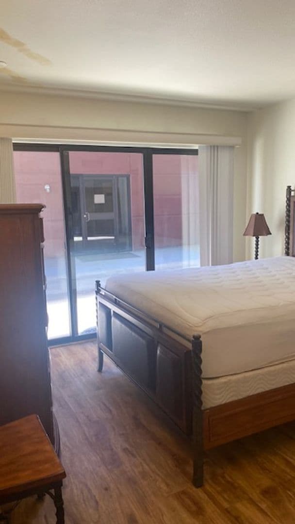Reno House: 450 N Arlington Ave #407