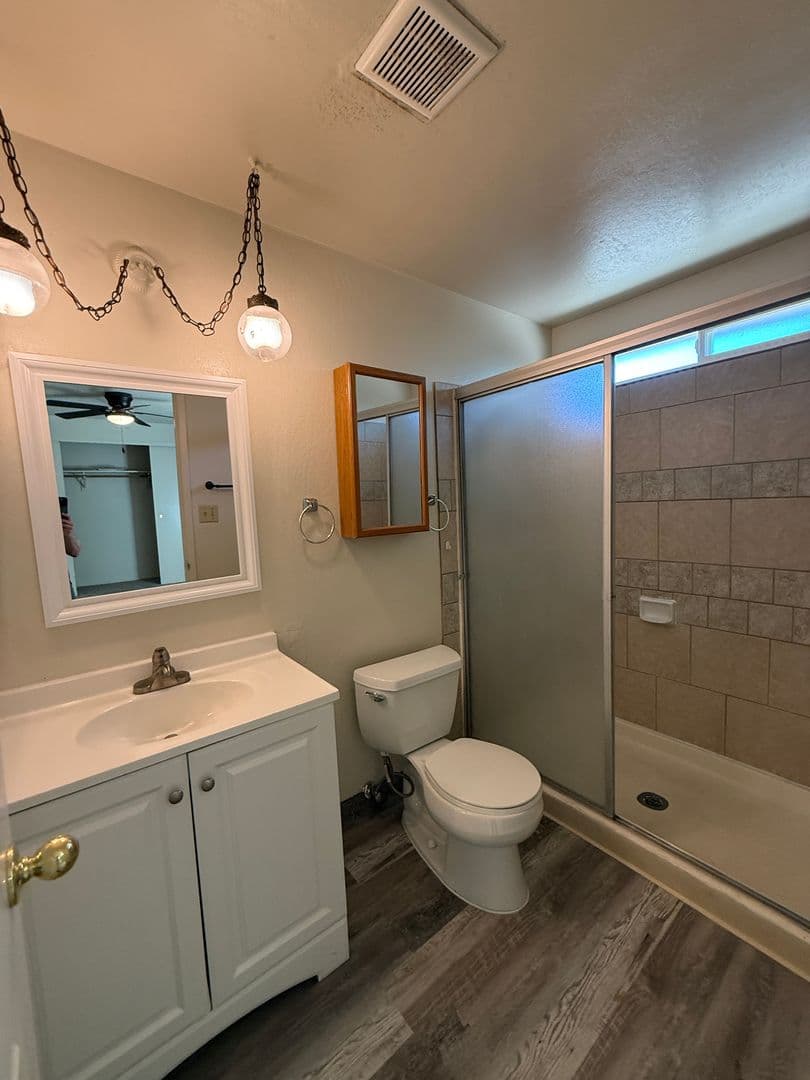 Sparks House: 1013 Pinewood Drive