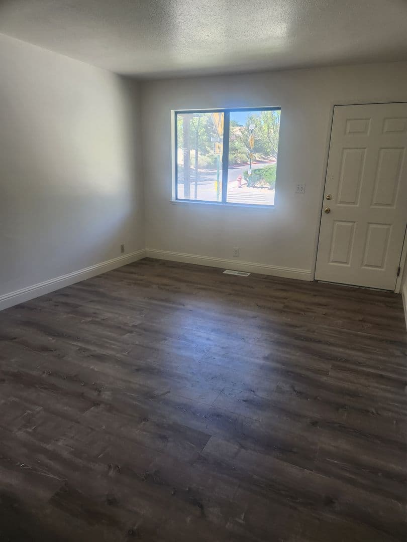Reno Condo: 1400 Selmi