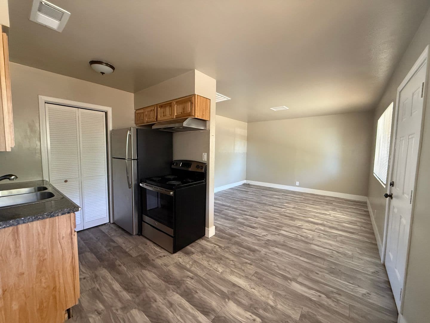 Reno Apartment: 241 Linden Street
