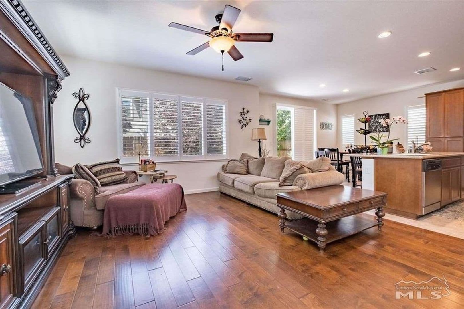 Reno House: 1975 Hope Valley Dr