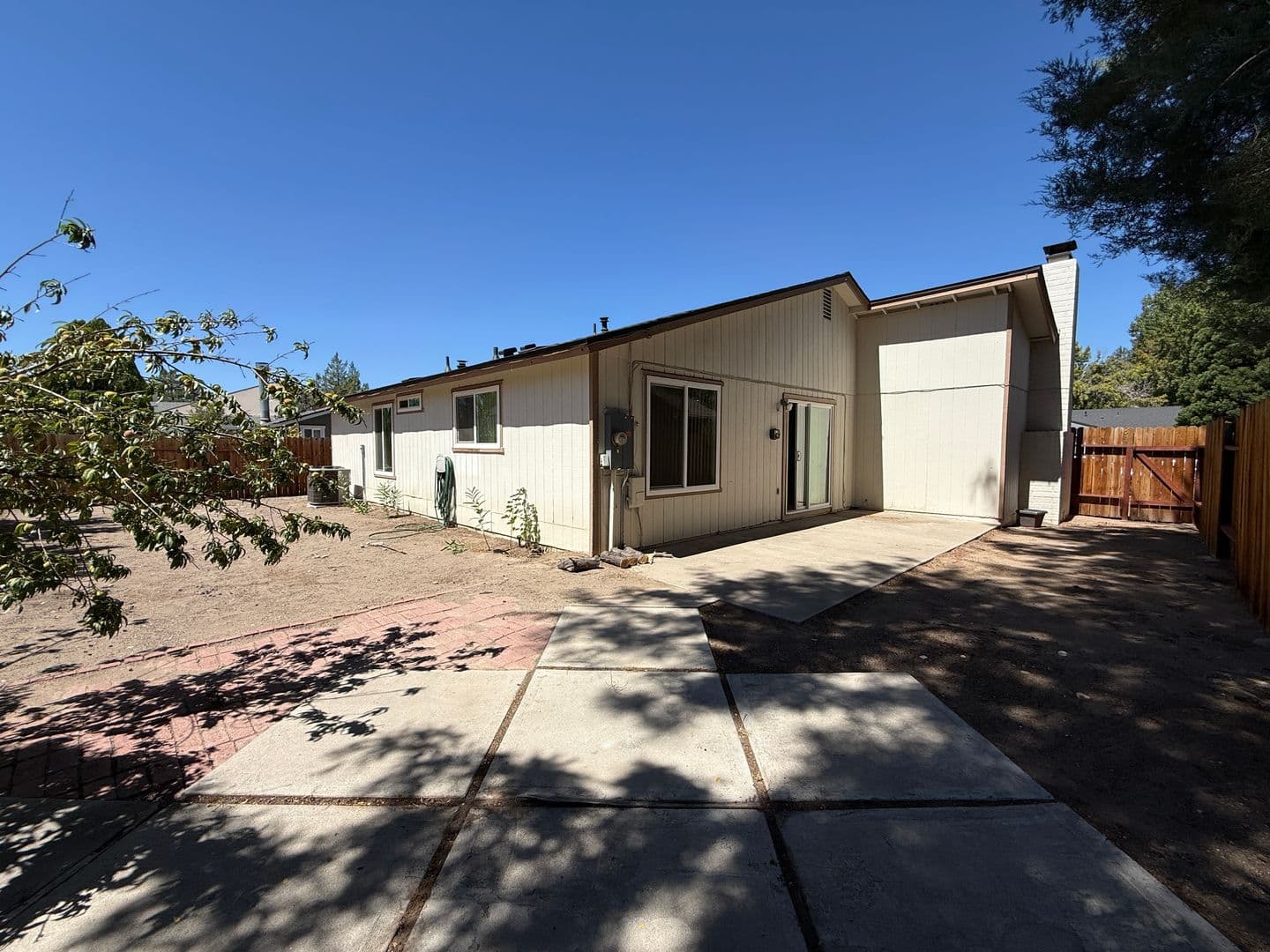 Sparks House: 1013 Pinewood Drive