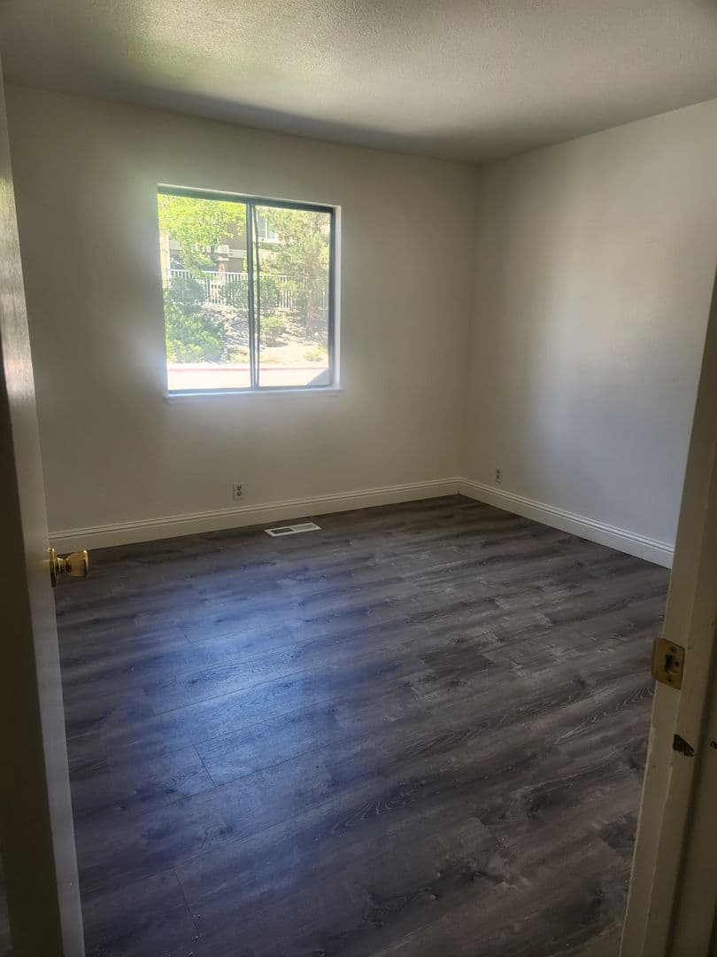 Reno Condo: 1400 Selmi