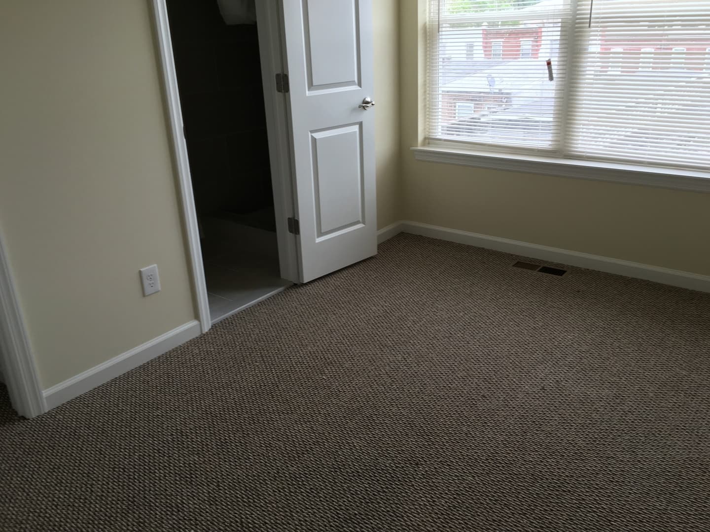 Philadelphia Apartment: 415 N 41st Street