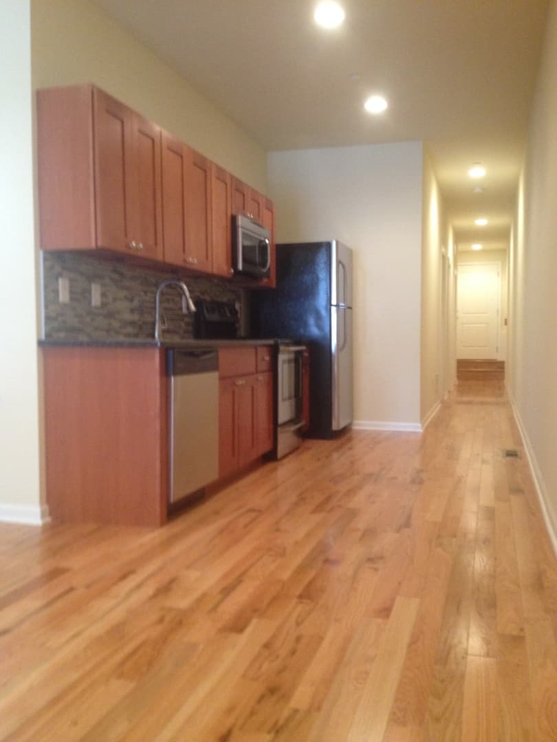 Philadelphia Apartment: 415 N 41st Street