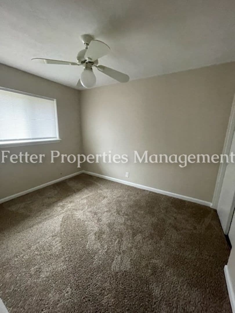 Evansville Apartment: 1165/1167 Lombard Avenue