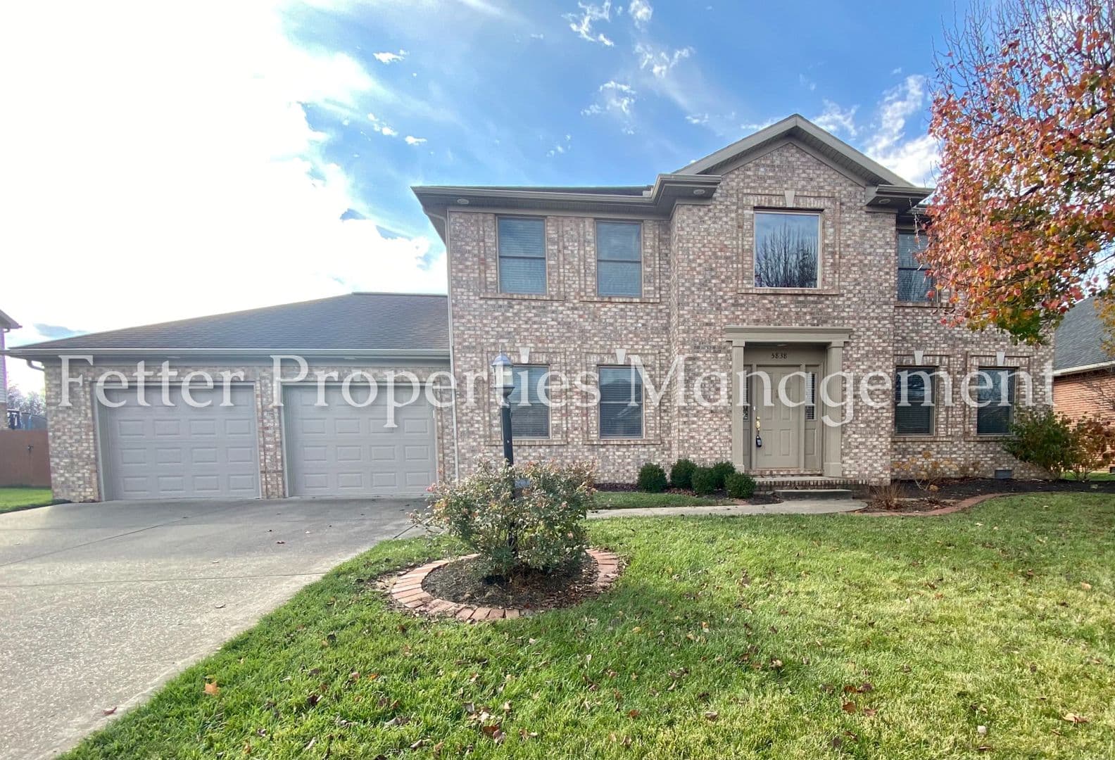 Evansville House: 5838 Winnett Drive