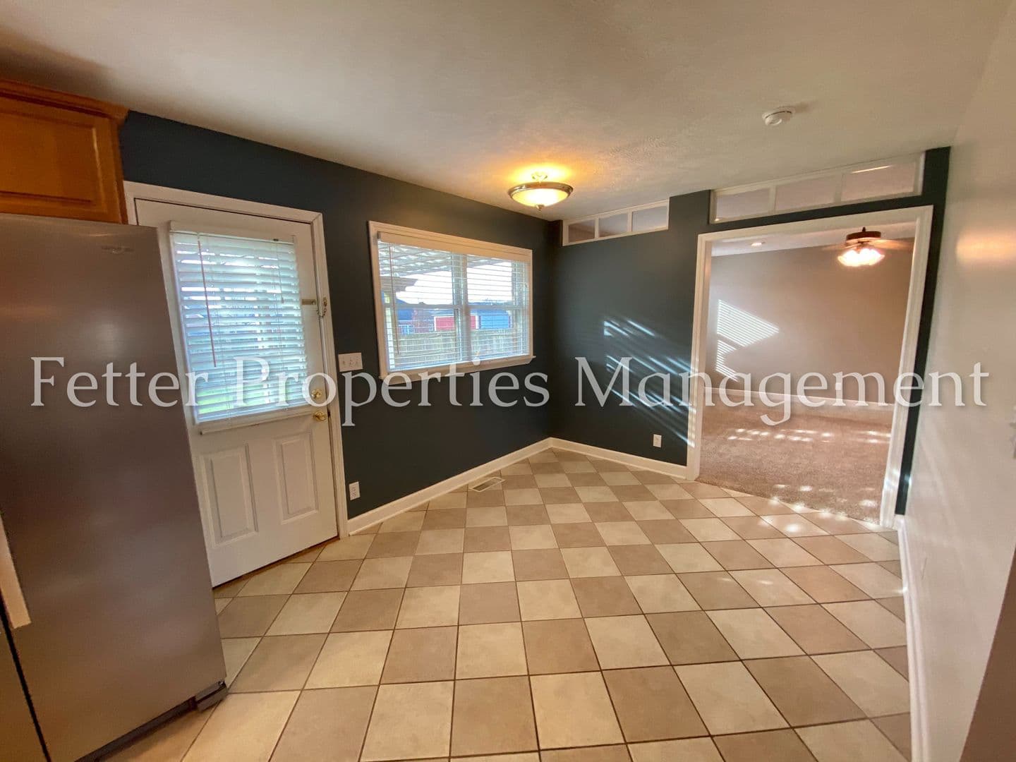 Evansville House: 5838 Winnett Drive