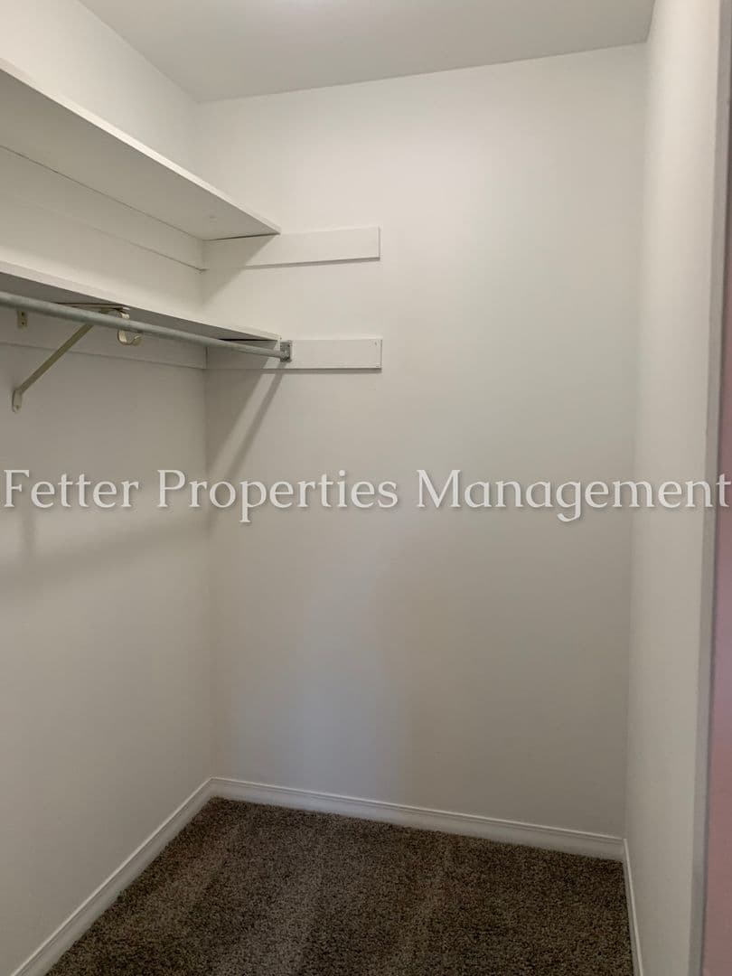 Newburgh Apartment: Andrea Court North