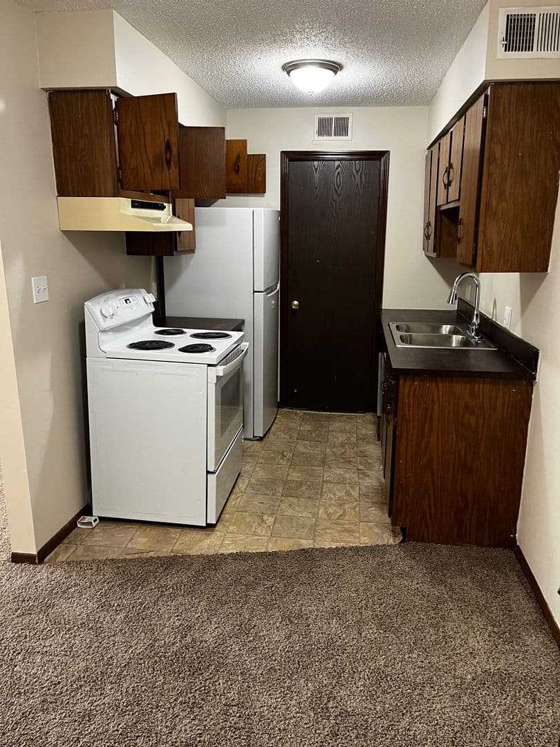 Evansville Apartment: 2716 N. Kentucky Ave