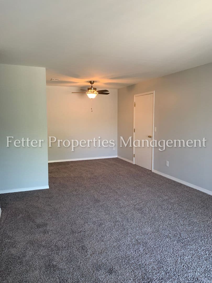 Newburgh Apartment: Andrea Court North