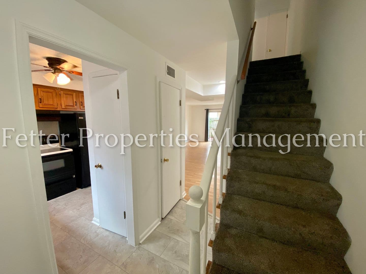Evansville House: 2865 Washington Ave
