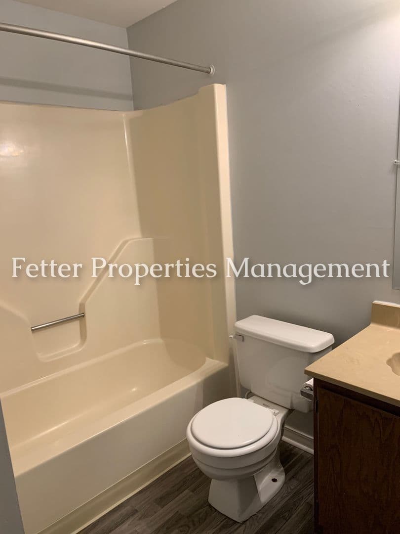 Newburgh Apartment: Andrea Court North