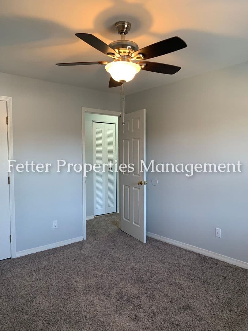 Newburgh Apartment: Andrea Court North