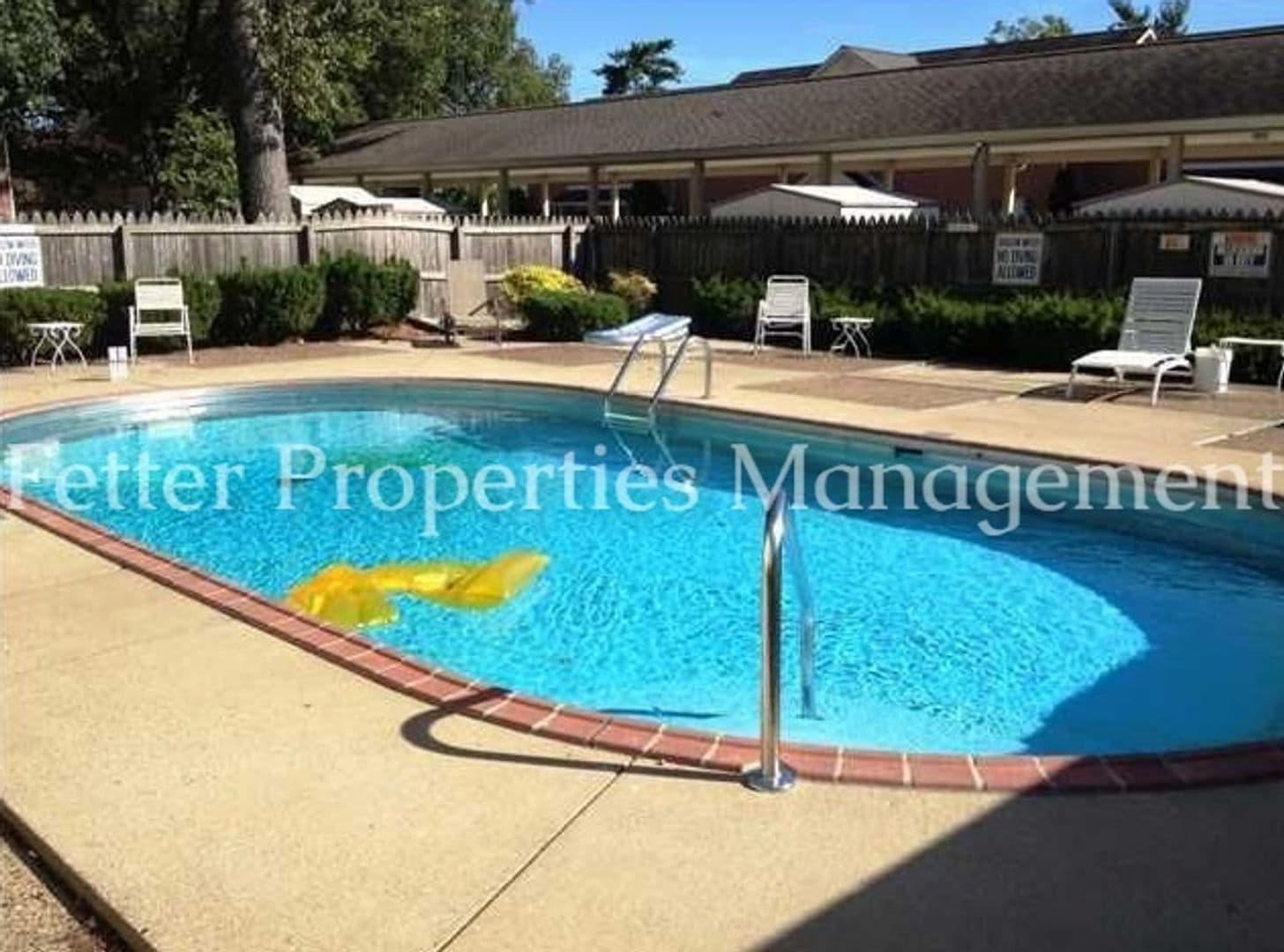 Evansville House: 2865 Washington Ave
