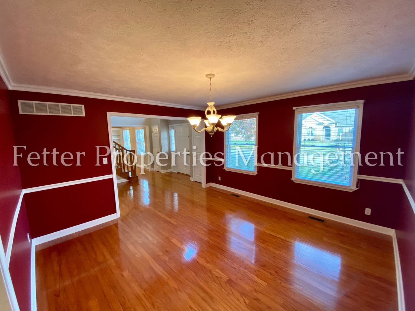 Evansville House: 5838 Winnett Drive