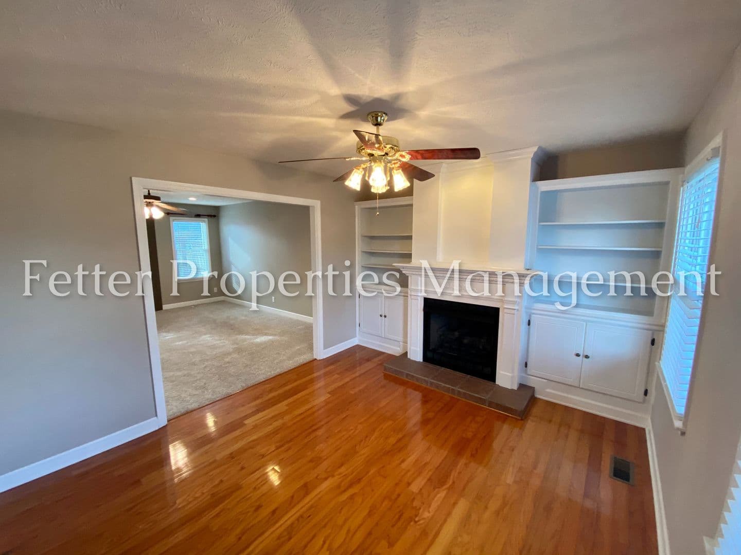 Evansville House: 5838 Winnett Drive