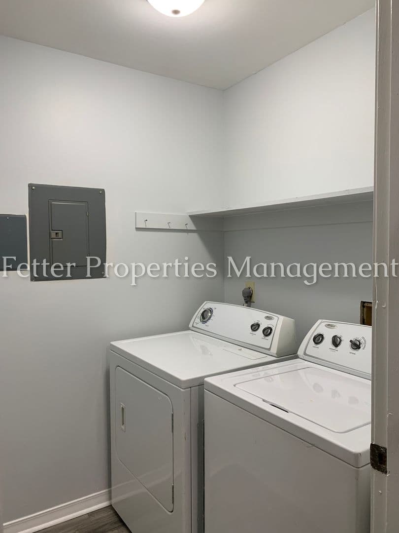 Newburgh Apartment: Andrea Court North