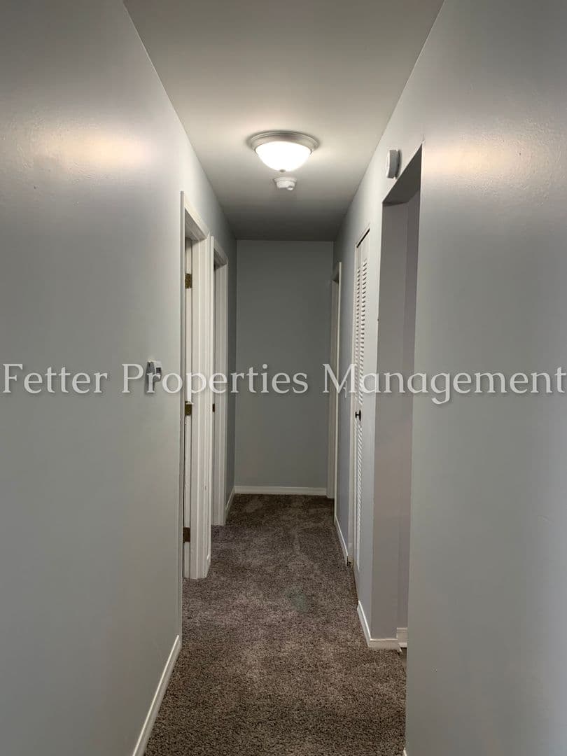 Newburgh Apartment: Andrea Court North