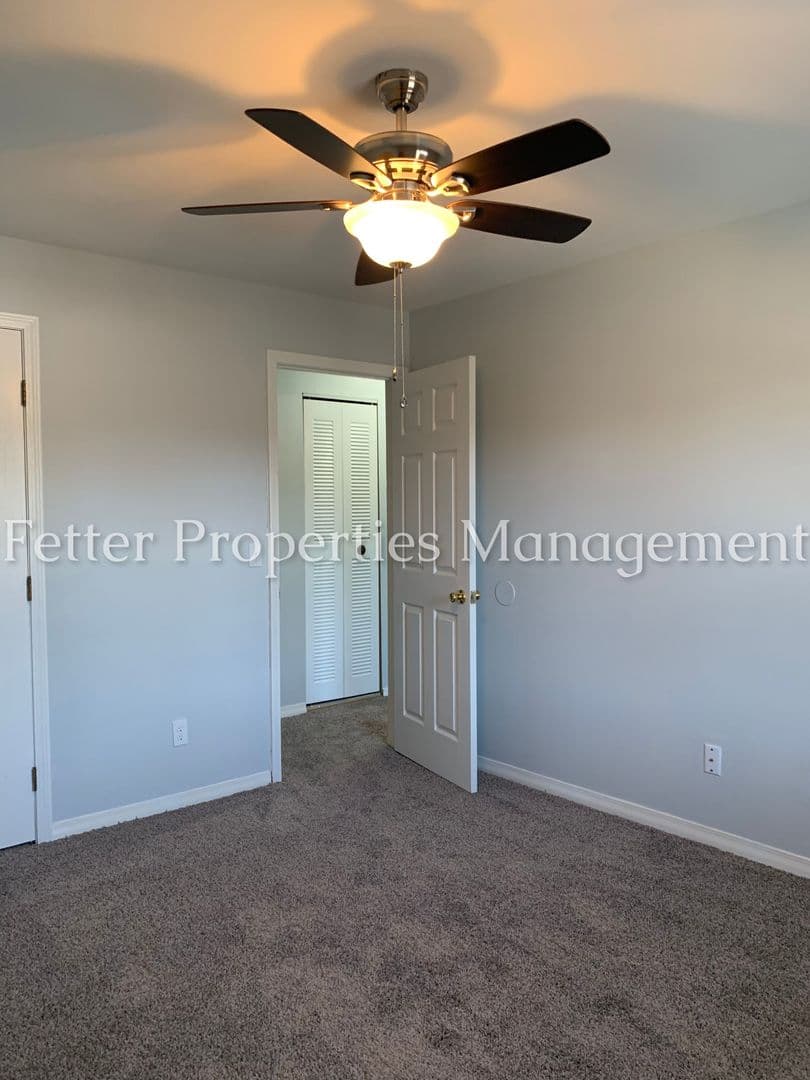 Newburgh Apartment: Andrea Court North