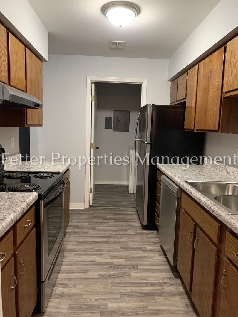 Newburgh Apartment: Andrea Court North