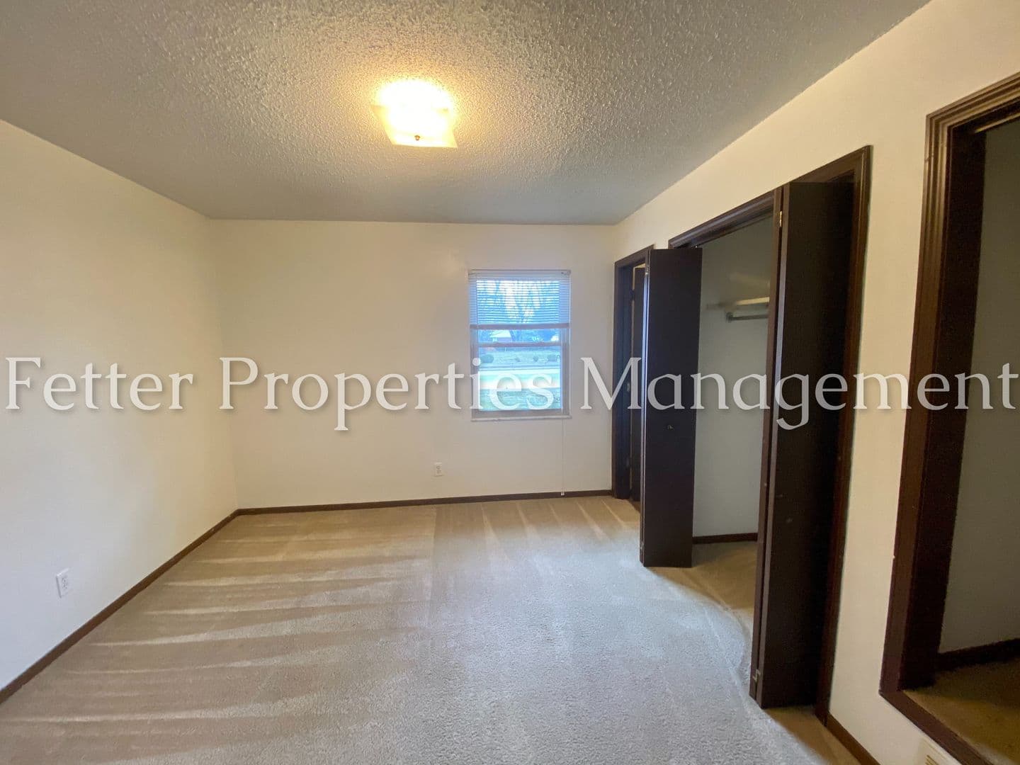Evansville Apartment: 2716 N. Kentucky Ave