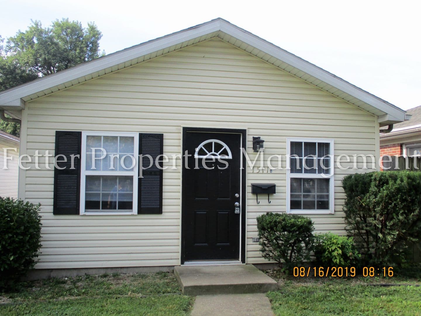Evansville Apartment: 1511 Lincoln Ave
